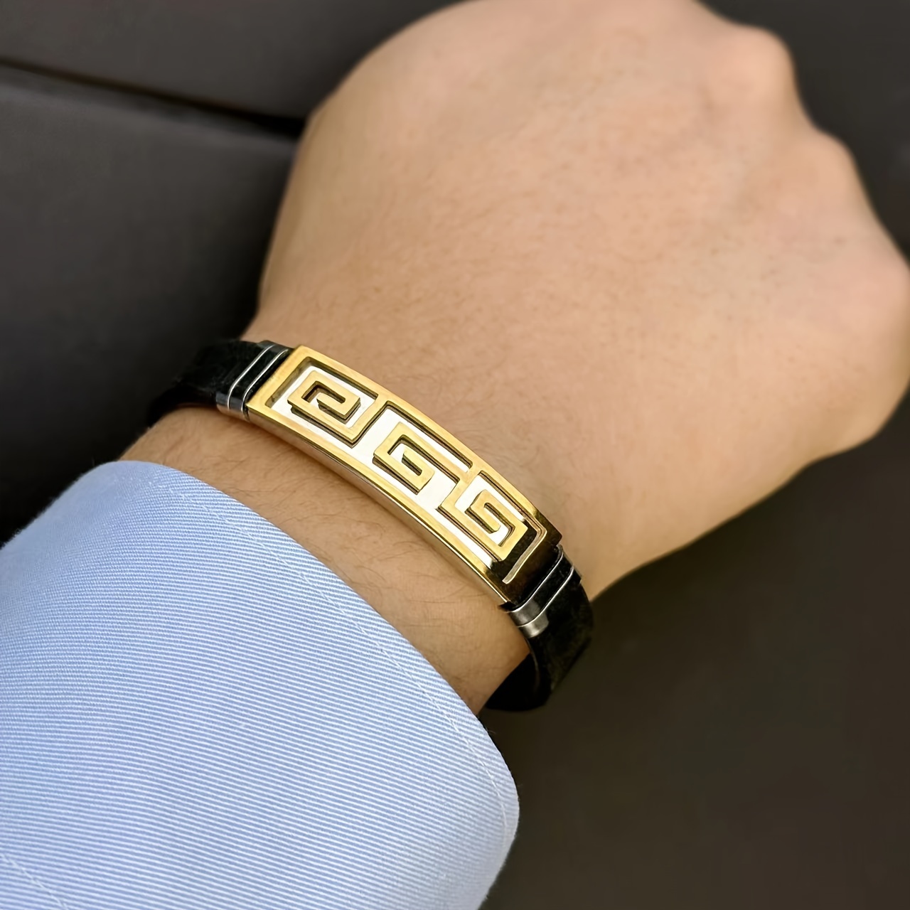 Men's PU Leather Bracelet with Great Wall Pattern